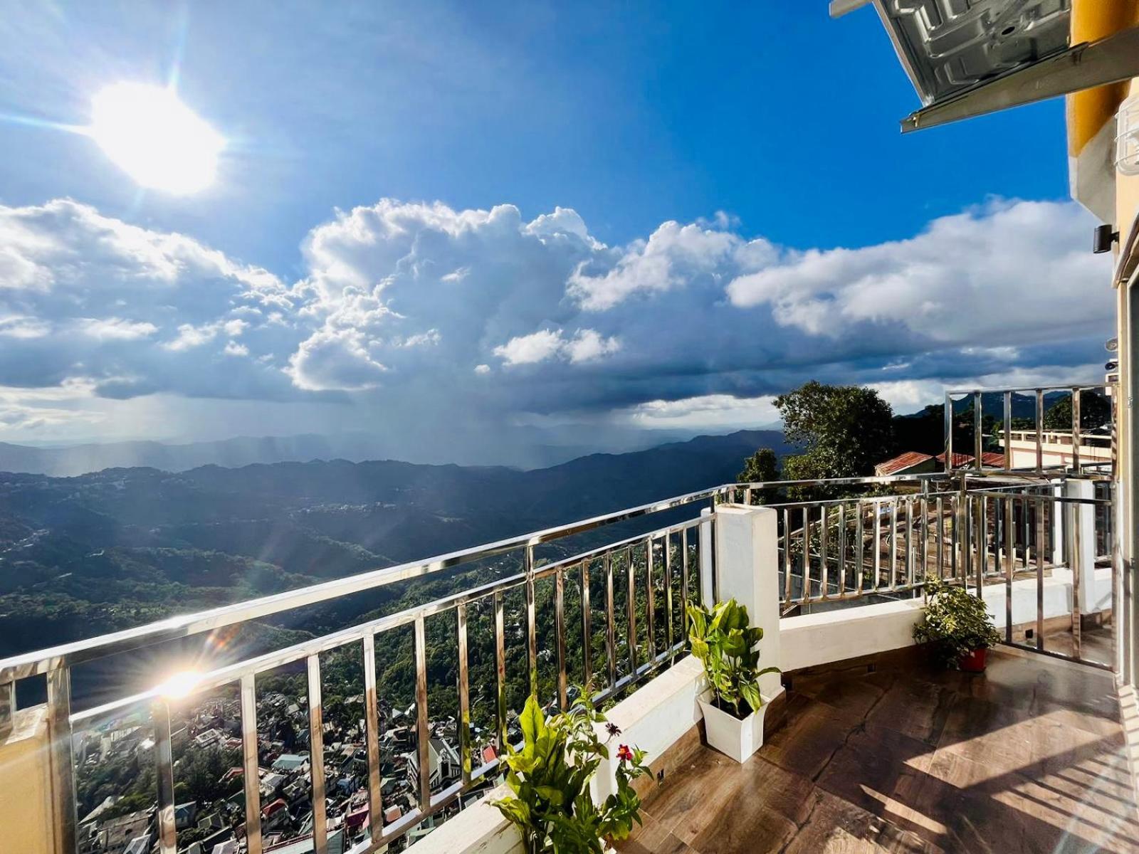 Aizawl Guest House Apartments Экстерьер фото