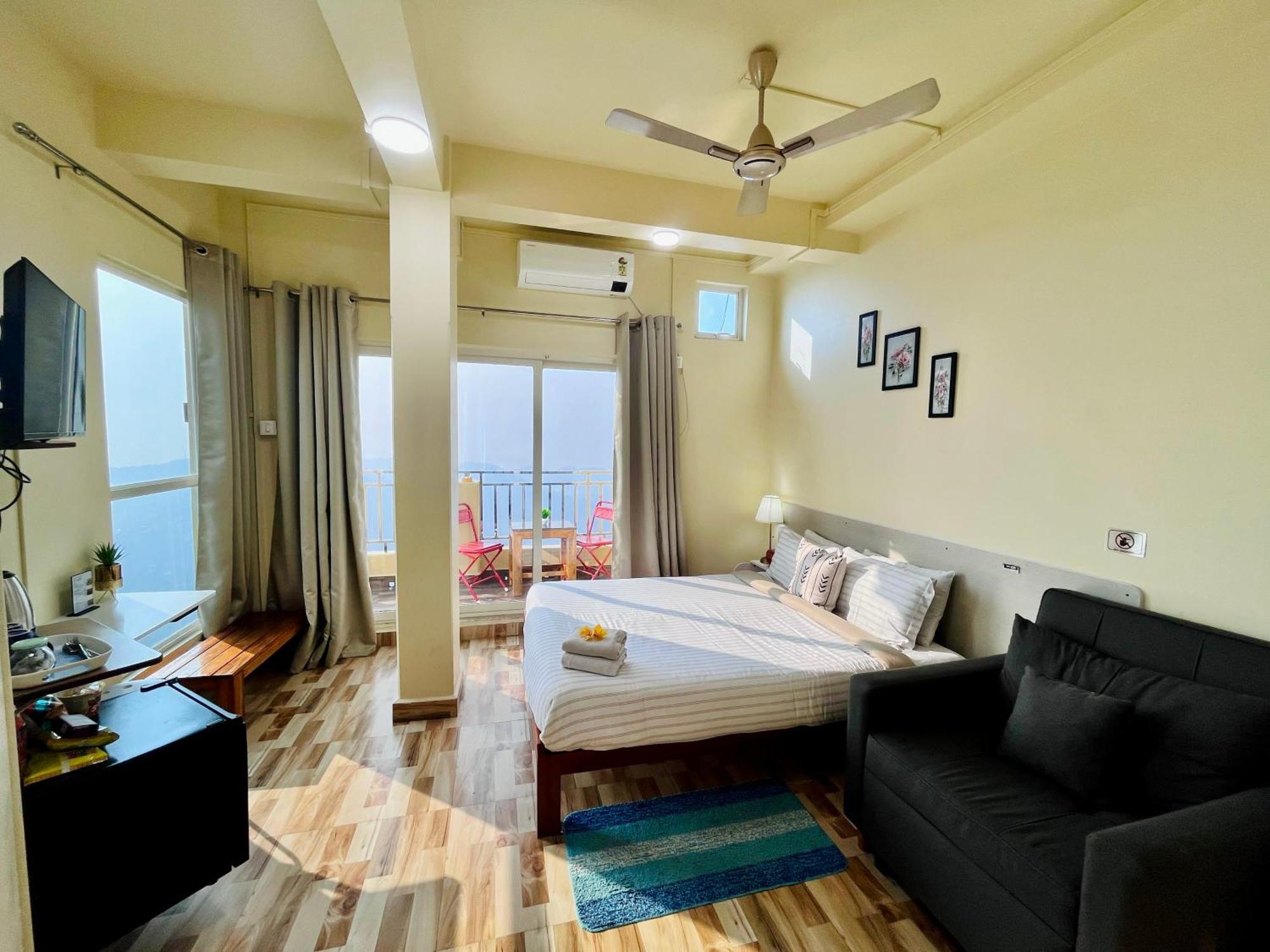 Aizawl Guest House Apartments Экстерьер фото