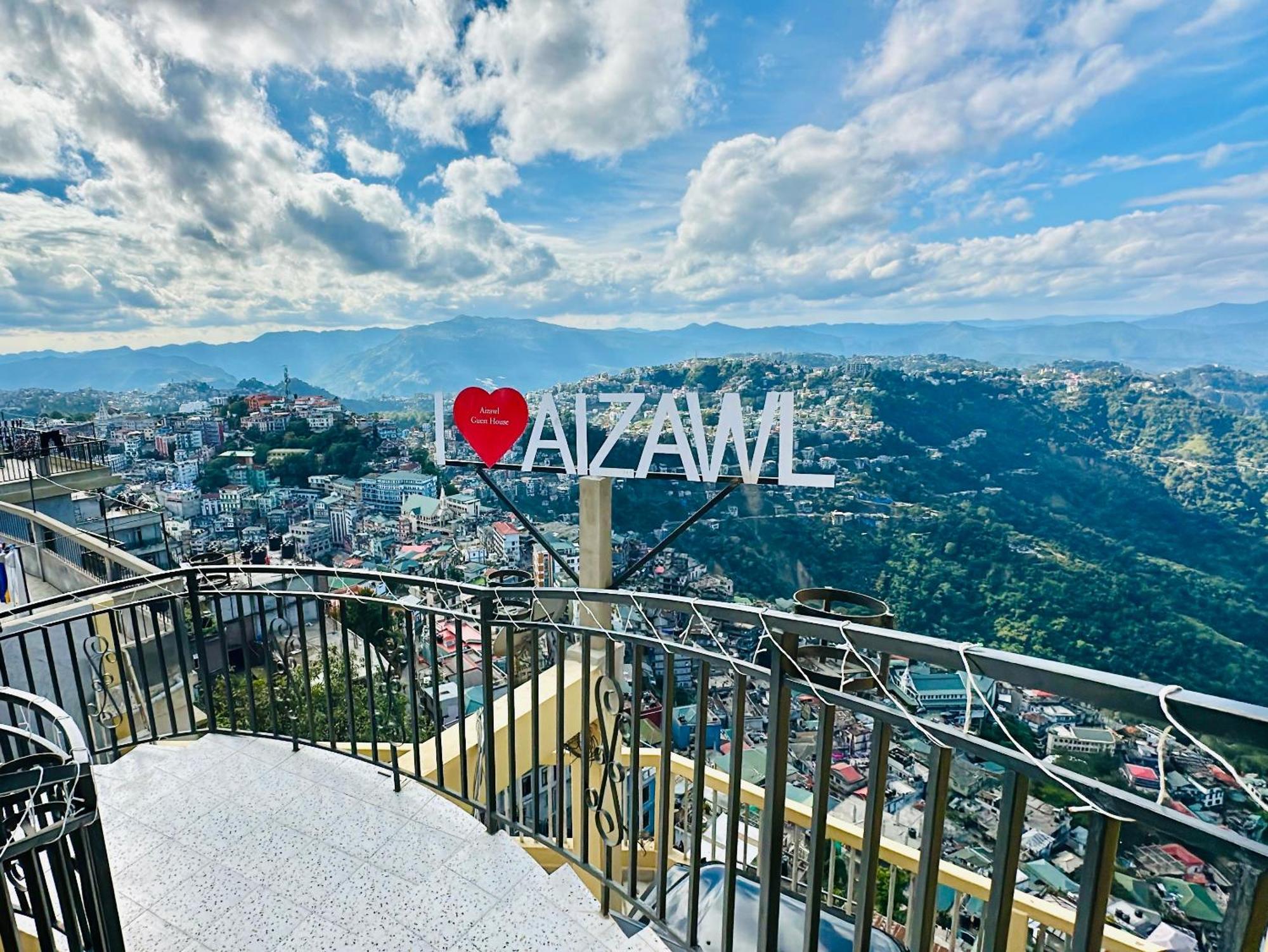 Aizawl Guest House Apartments Экстерьер фото